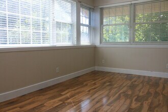 68 South 21st Street, Unit Unit B in Terre Haute, IN - Building Photo - Building Photo