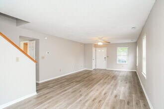 19298 Links Ln in Noblesville, IN - Building Photo - Building Photo