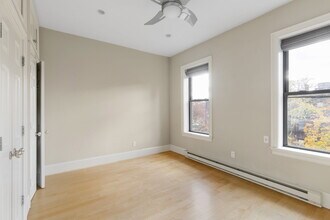17 Follen St, Unit 4 in Boston, MA - Building Photo - Building Photo