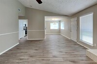 16919 Cairnloch St photo'