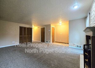 12600 4th Ave W in Everett, WA - Building Photo - Building Photo