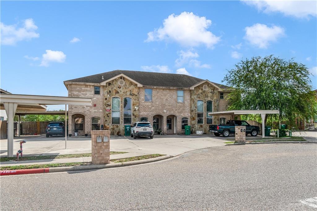 17 Kiwi Ave W in Pharr, TX - Building Photo