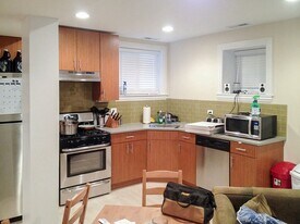 3706 N Wilton Ave, Unit 3 in Chicago, IL - Building Photo