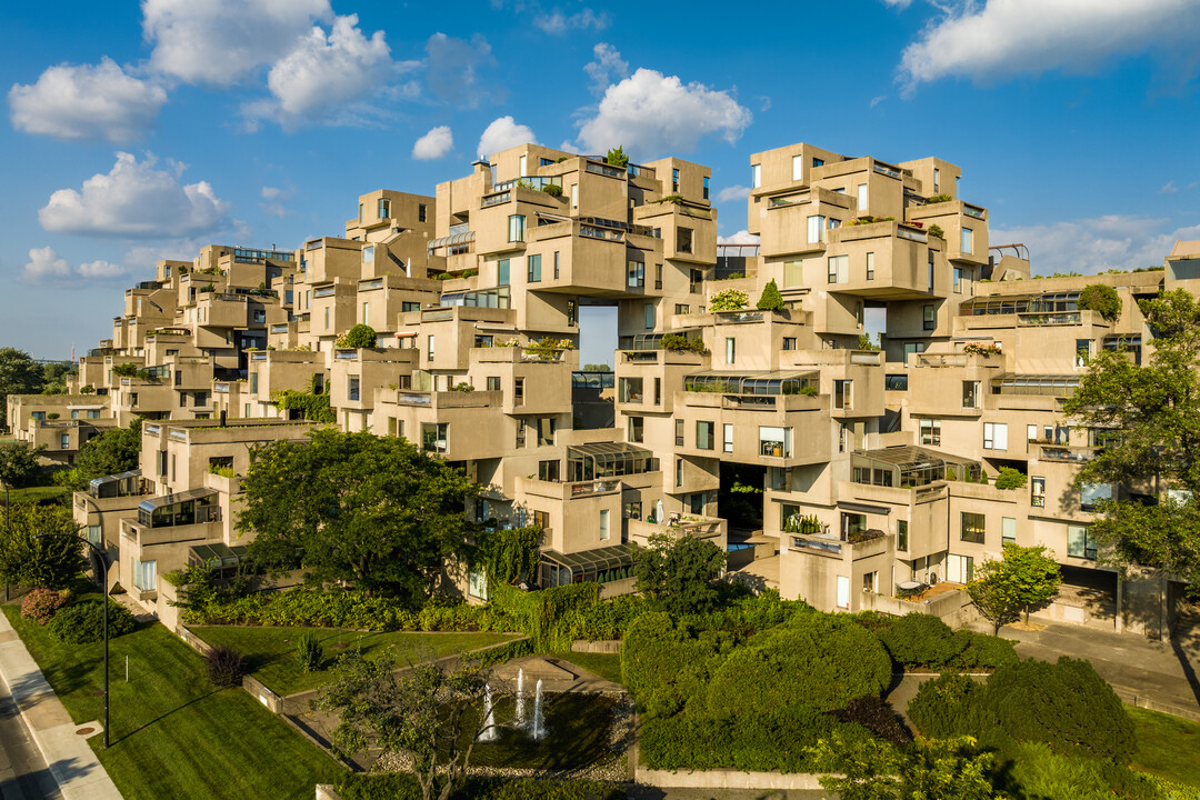 Habitat 67 in Montréal, QC - Building Photo