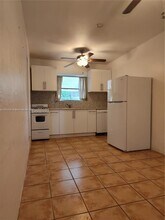 11342 Peachtree Dr in Miami, FL - Building Photo - Building Photo