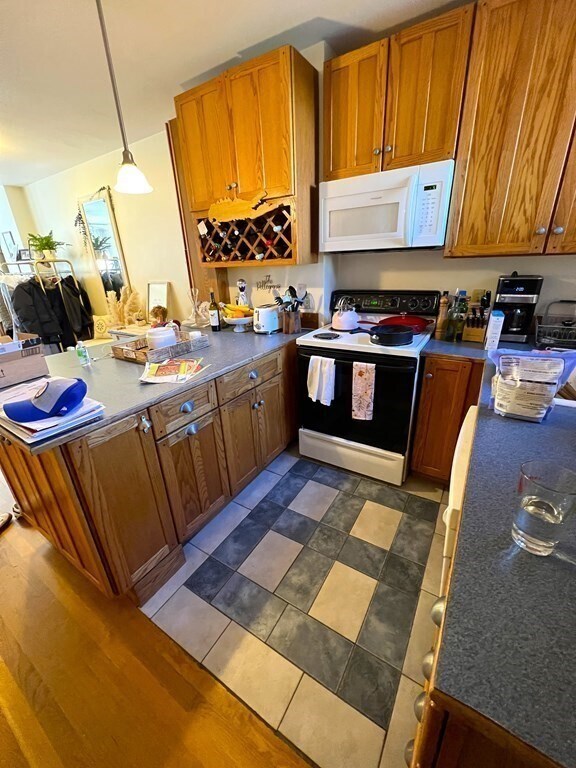 552 E 5th St in Boston, MA - Building Photo - Building Photo