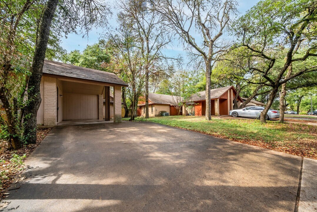 1005 Milford Way-Unit -Unit B in Austin, TX - Building Photo
