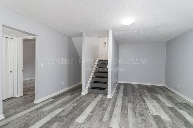 7831 Glen Orchard Dr in Cincinnati, OH - Building Photo - Building Photo
