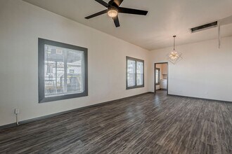 1341 E Fillmore St in Phoenix, AZ - Building Photo - Building Photo