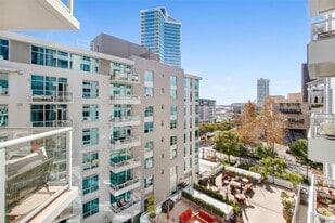253 10th Ave, Unit 628 in San Diego, CA - Building Photo