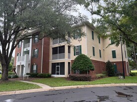 785 Oakleaf Plantation Pkwy in Orange Park, FL - Building Photo