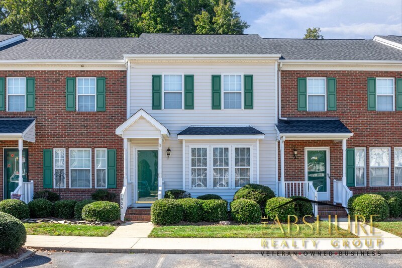 1906 Stroll Cir in Fuquay Varina, NC - Building Photo