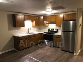 608 West St in Laurel, DE - Building Photo