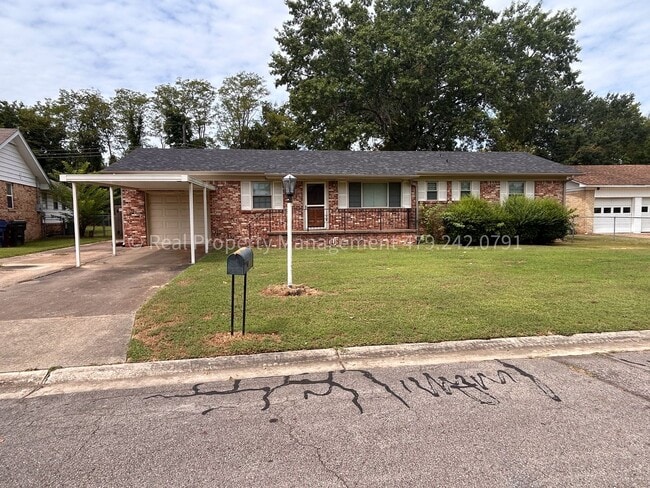 property at 1310 Houston St