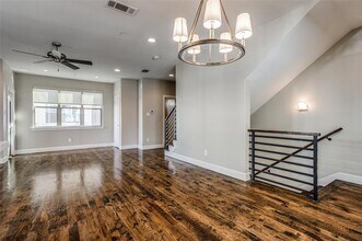2123 Bennett Ave in Dallas, TX - Foto de edificio - Building Photo