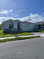 3135 Camden Wy in Davenport, FL - Building Photo