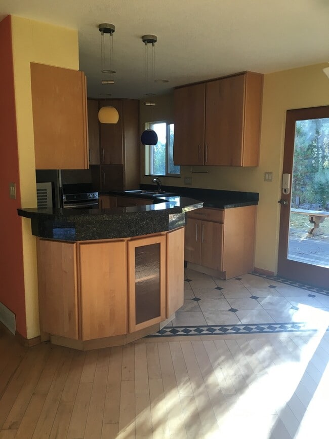 4550 Squires Cir in Boulder, CO - Building Photo - Building Photo