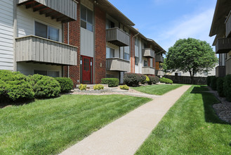 Cherokee Village in Liberty, MO - Building Photo - Building Photo