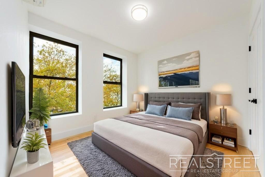 DEKALB AVENUE in Brooklyn, NY - Building Photo