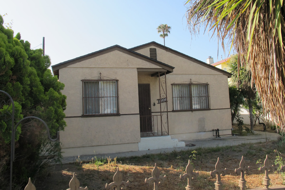 10920 Aletta Ave in Culver City, CA - Building Photo