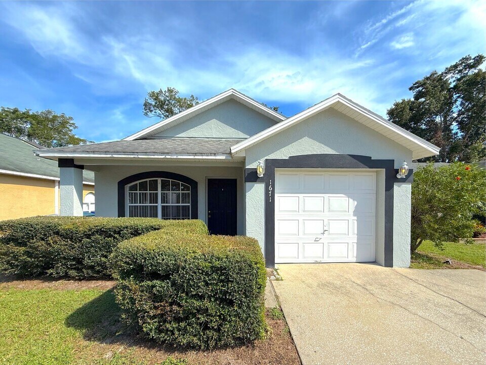 1671 Sunset View Cir in Apopka, FL - Building Photo