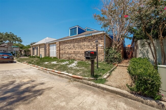 11222 Forked Bough Dr