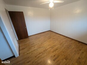 2150 Porter St in Enumclaw, WA - Foto de edificio - Building Photo