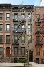 344 E 51st St in New York, NY - Building Photo - Building Photo