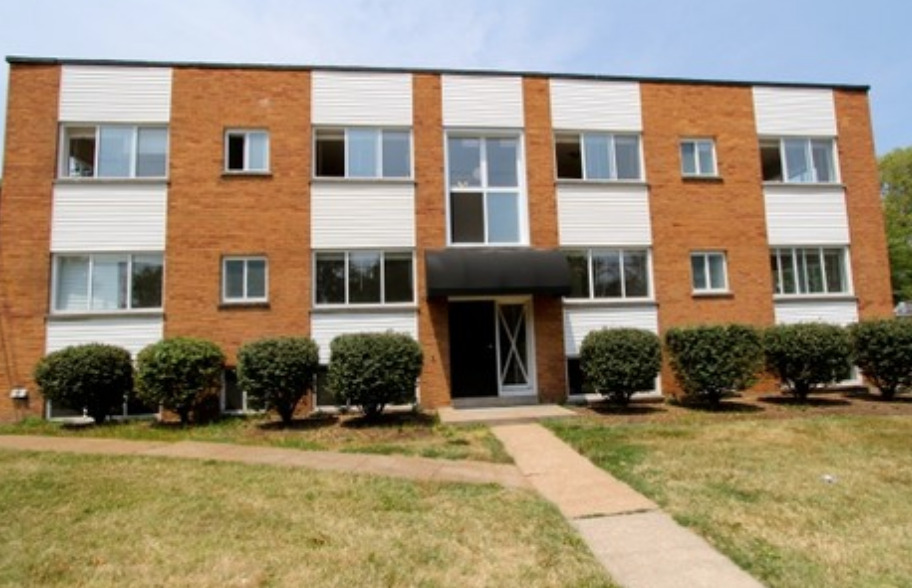 2507 S Big Bend Blvd in Maplewood, MO - Building Photo