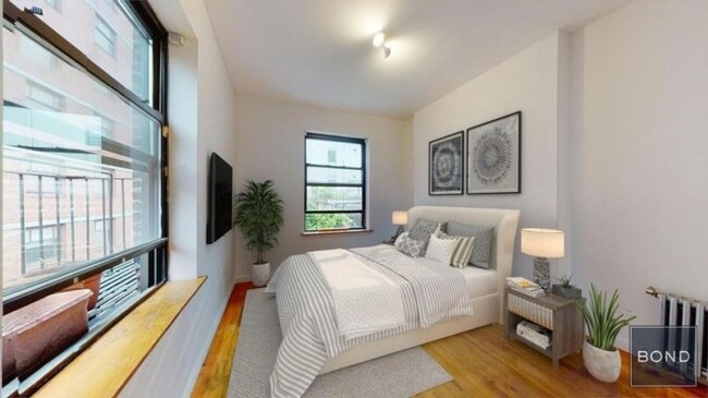 96 3rd Ave in New York, NY - Building Photo - Building Photo