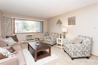 Graceland Gardens Apartment Homes in Racine, WI - Building Photo - Interior Photo