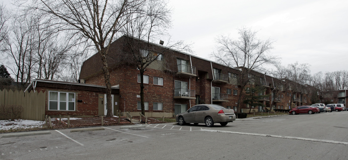 Island Breeze Apartments in Cincinnati, OH - Building Photo