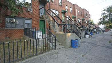 460-470 Fountain Ave in Brooklyn, NY - Building Photo - Building Photo