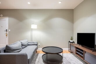 20 Avenue A in New York, NY - Building Photo - Building Photo