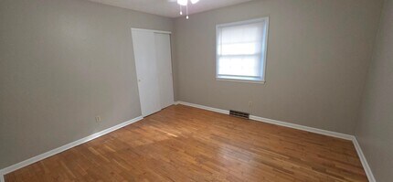 3429 S Broadway Ave in Springfield, MO - Building Photo - Building Photo