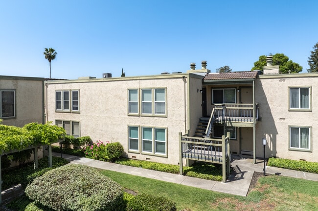 1851 Harrison St in Concord, CA - Building Photo - Building Photo