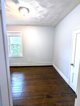 37 Royal St, Unit East side apartment in Providence, RI - Building Photo - Building Photo
