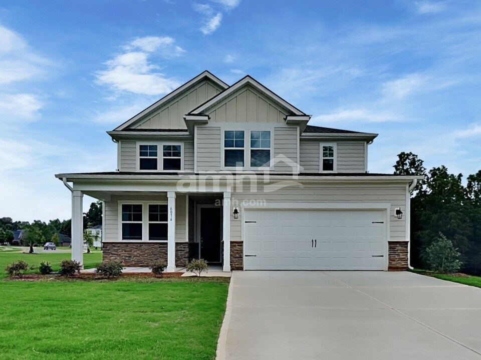 6074 Rosemore Ln in Gastonia, NC - Building Photo