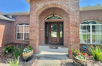 4258 Shadow Ln in Niceville, FL - Building Photo - Building Photo