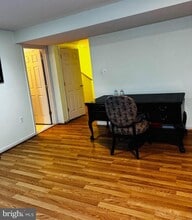 869 Stonefield Square NE in Leesburg, VA - Building Photo - Building Photo