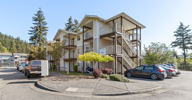 property at 501 Voltaire Ct