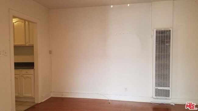 935 N Vista St in Los Angeles, CA - Building Photo - Building Photo
