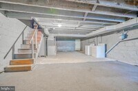 1915 E 29th St photo'