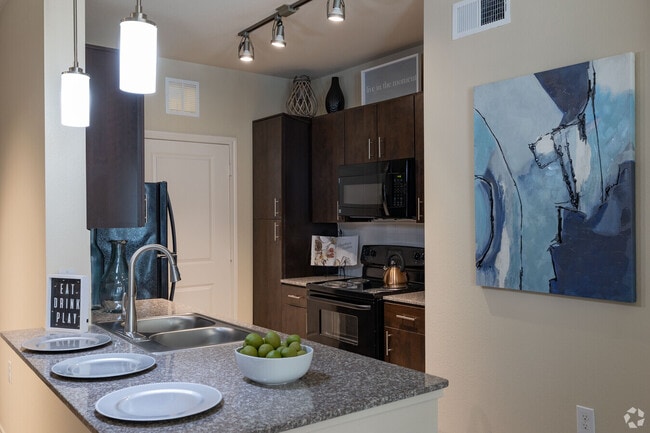 property at 2600 1/2 Ella Blvd
