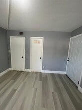 284 NW 82nd St in Miami, FL - Building Photo - Building Photo
