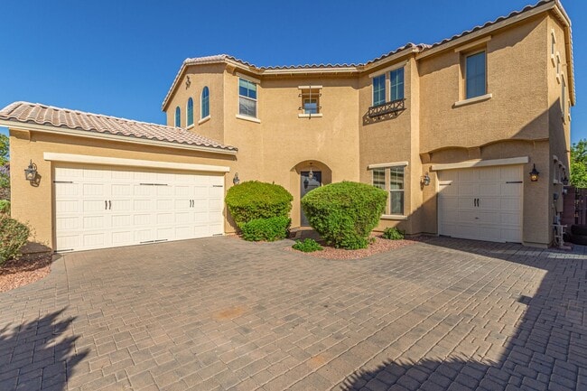 property at 2713 E Odessa St
