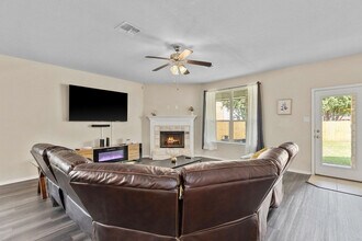 4905 Ledgestone Trail in Temple, TX - Building Photo - Building Photo