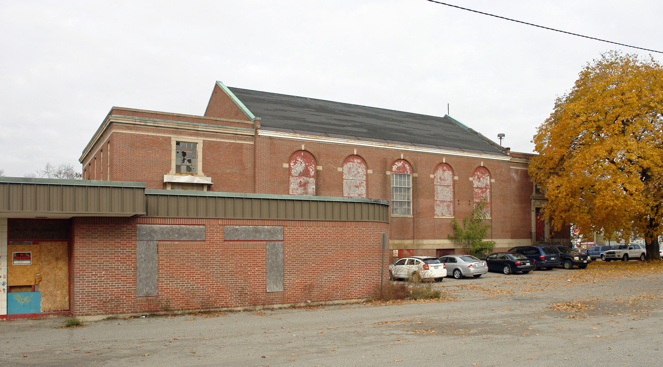 6 Main Pl in Waterville, ME - Building Photo