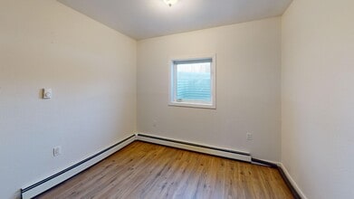 2390 Richardson Hwy in North Pole, AK - Building Photo - Building Photo