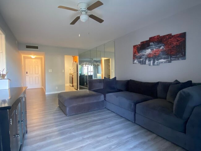 4140 NW 90th Ave in Coral Springs, FL - Building Photo - Building Photo